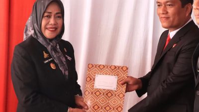 Peringati HUT Bhayangkara ke-80, Bupati Majene Berikan Penghargaan kepada Tim Reskrim Polres Majene